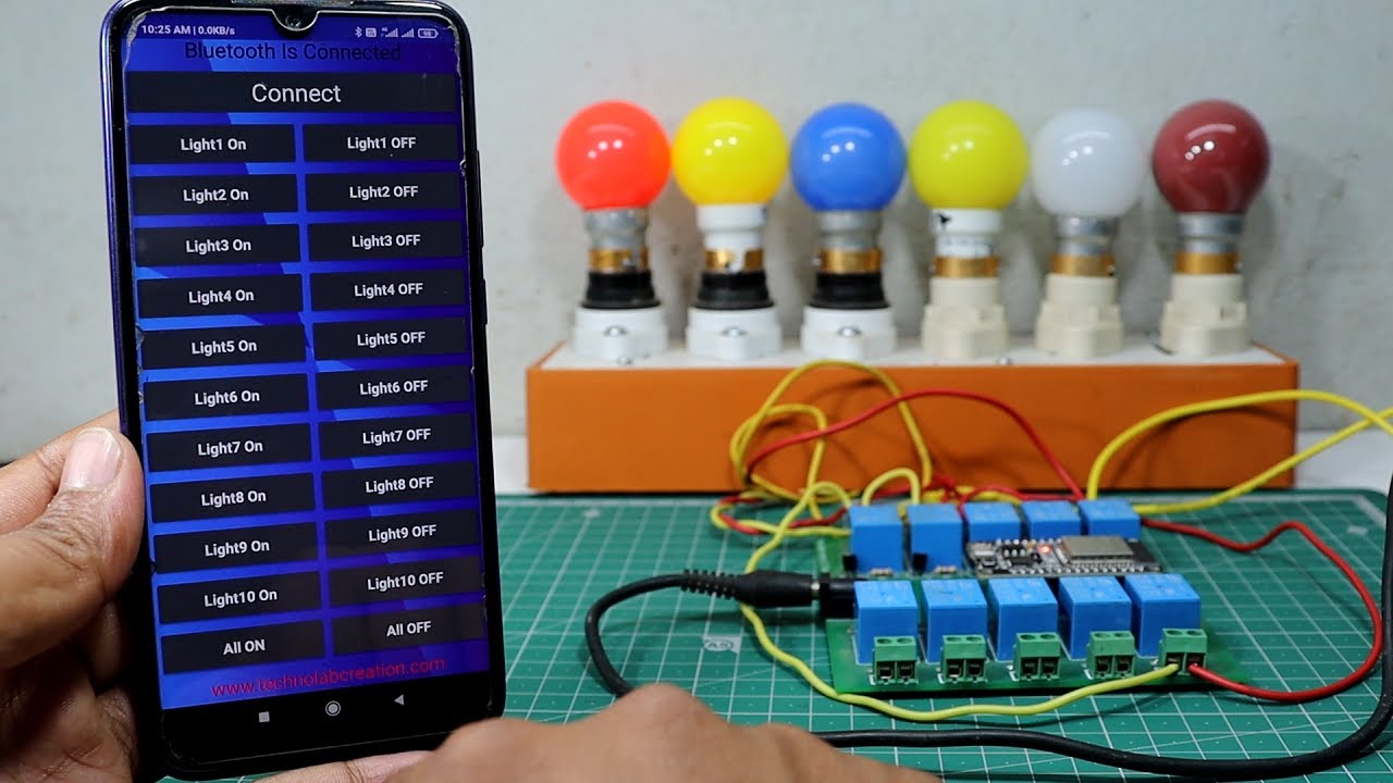 ESP32 Bluetooth Controlled 10Ch HomeAutomation System Using Android App.
